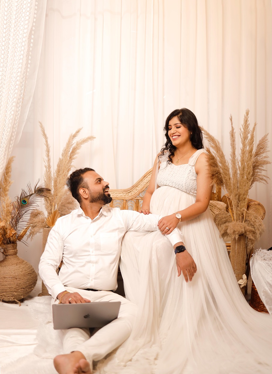Best Maternity Shoot in Lucknow under 2000