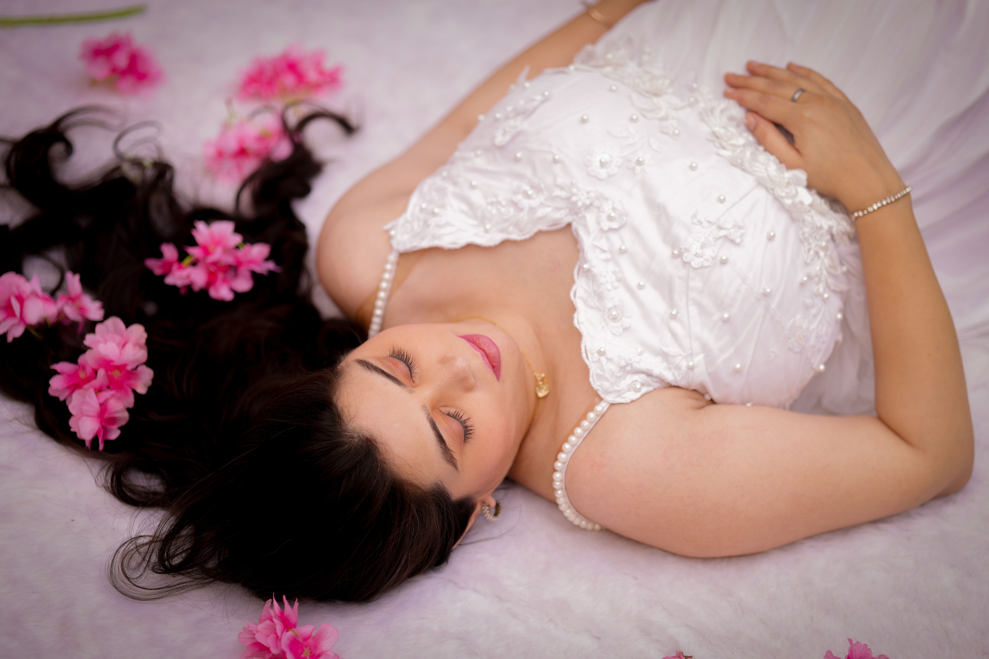 Maternity Indoor Photoshoot