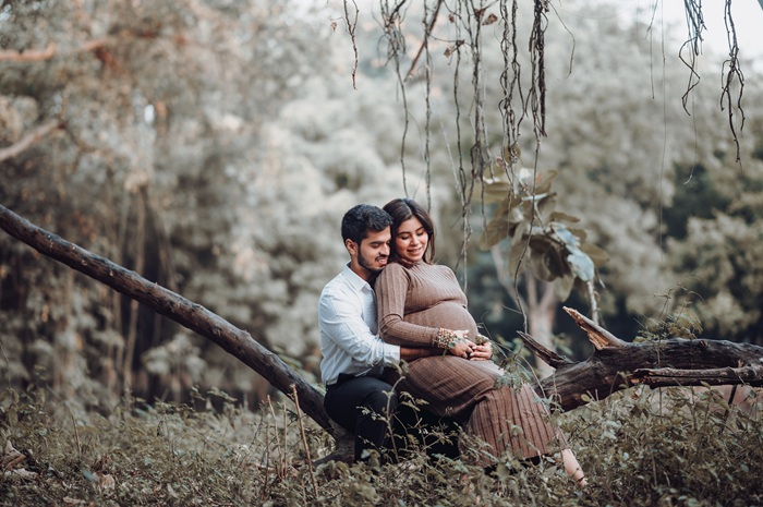 Best Maternity Shoot In Maha Nagar LUCKNOW