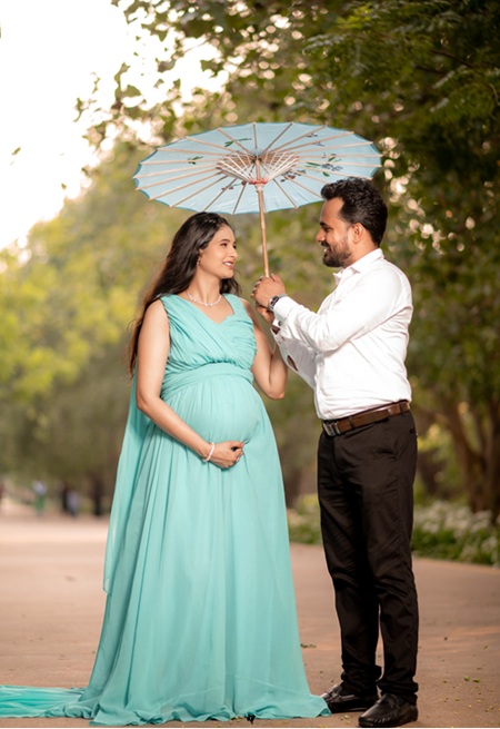 Best Maternity Shoot In Jankipuram Lucknow
