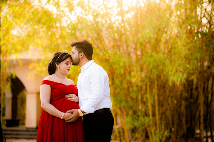Perfect Maternity Shoot In Agra