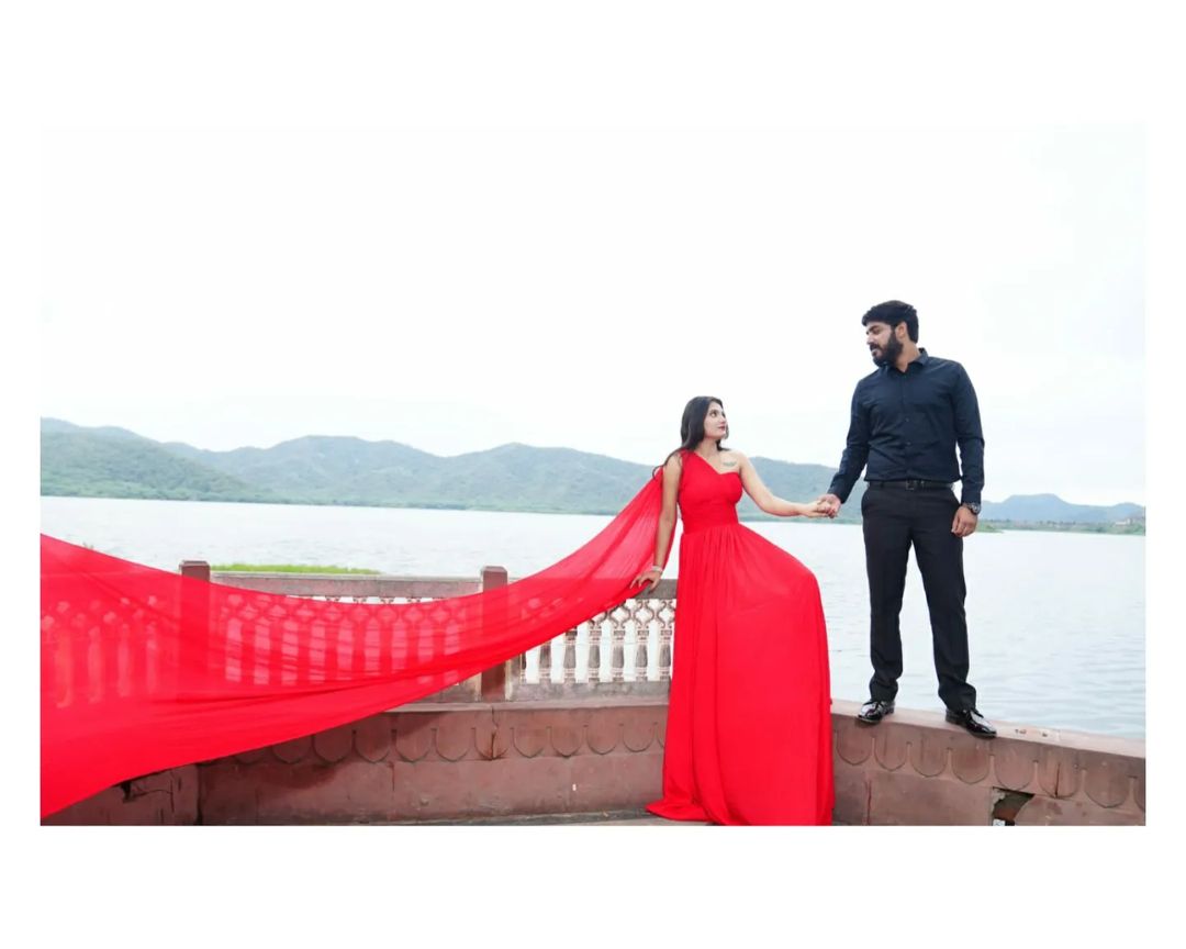 "Captured in Love: Dreamy Pre-Wedding Moments to Cherish Forever"