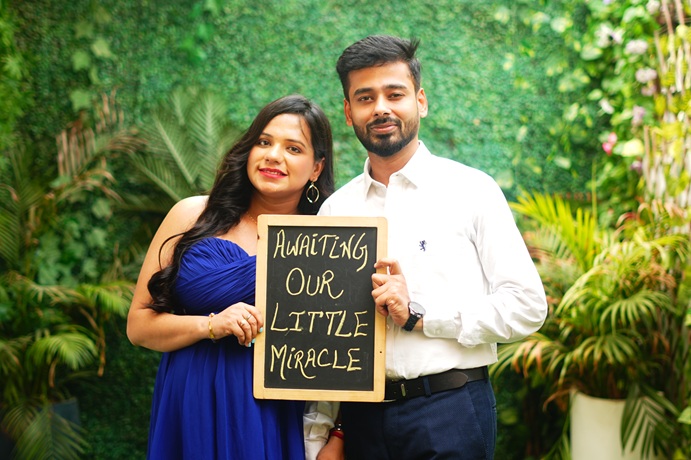 Under the Sky, Above the Love: Outdoor Maternity Shoots